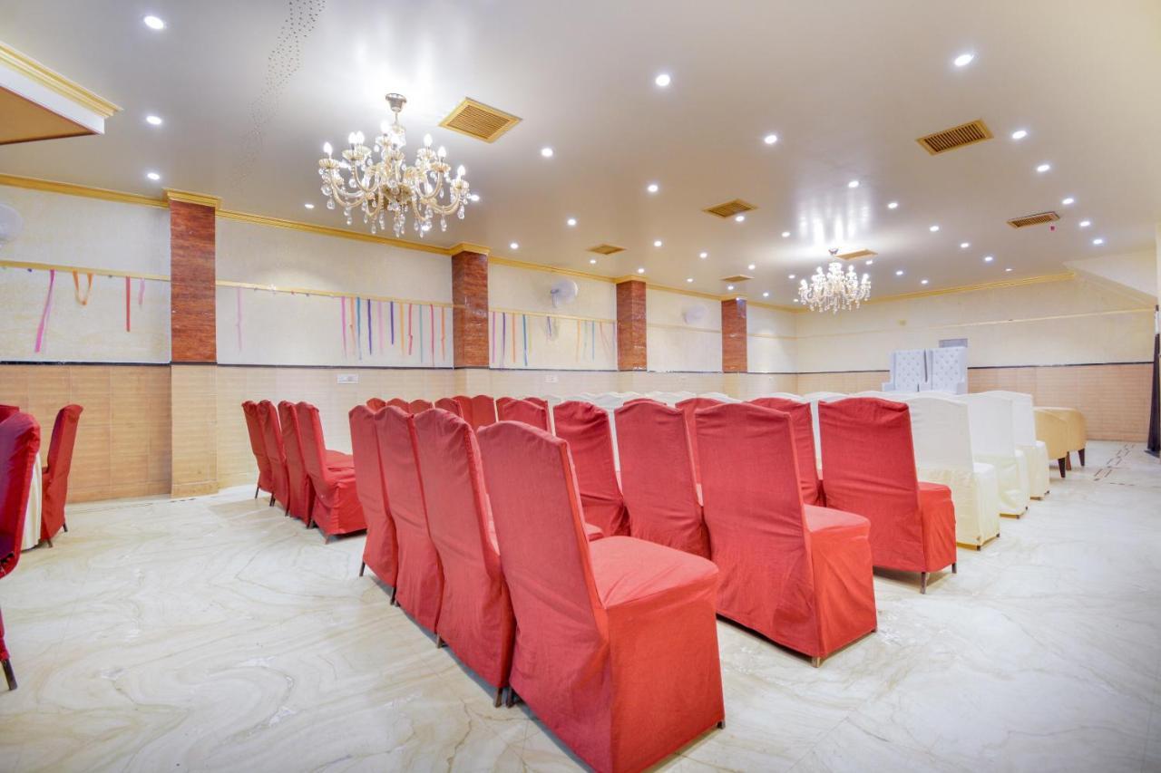 Oyo 46616 Hotel Abhinandan Jind Esterno foto