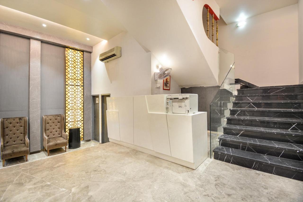 Oyo 46616 Hotel Abhinandan Jind Esterno foto